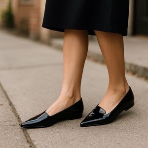 Stuart Weitzman Women's Pointed Toe Flats, Size 6.5